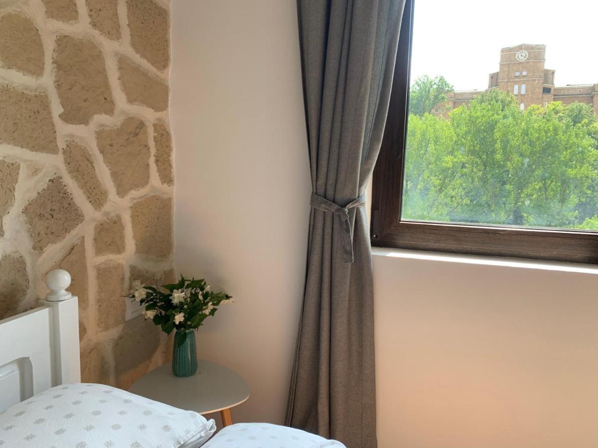 Spring/Пролет Veliko Tarnovo Leilighet Eksteriør bilde